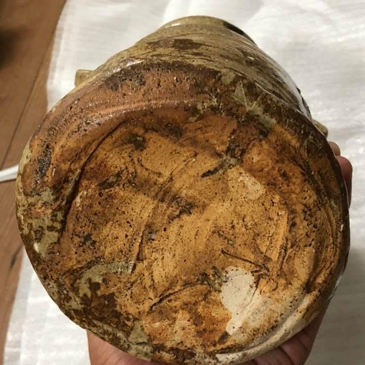 人間国宝究極の古美術蔵から凄い雰囲気の漂う花瓶の壺が出て来